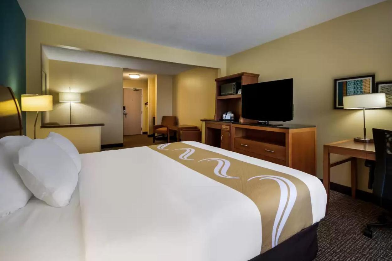 Quality & Hotel